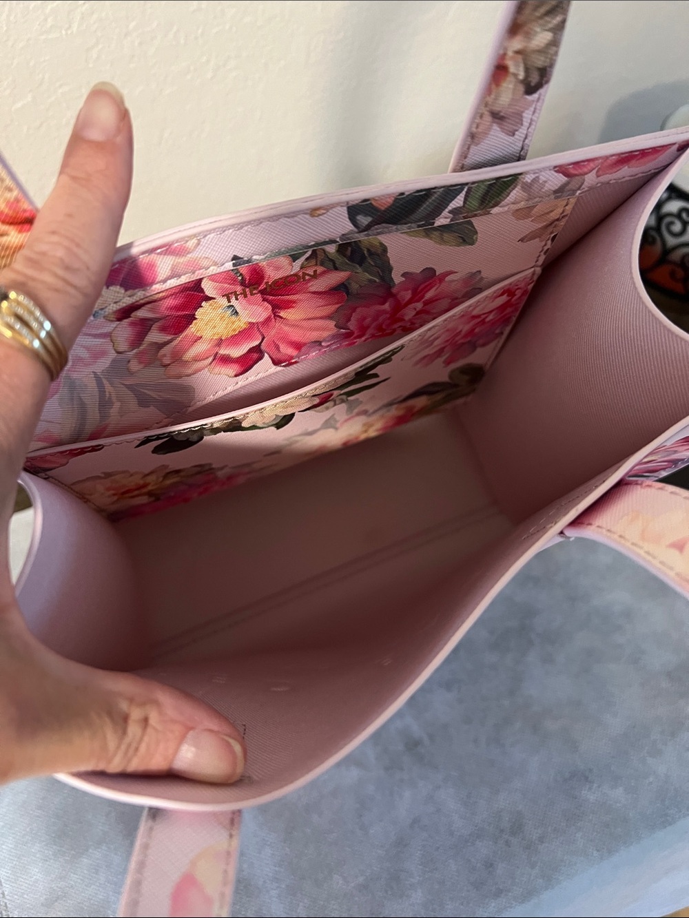Ted Baker London Icon Pink Floral Peony Structured Tote - Picture 4 of 5